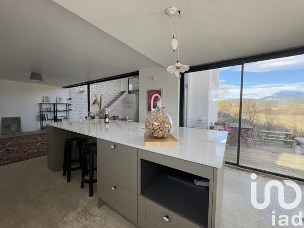 Maison d’architecte 5 pièces de 140 m² à Roussillon (84220)