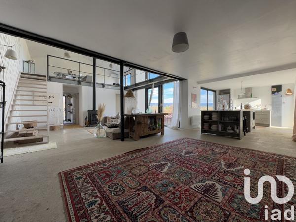 Maison d’architecte 5 pièces de 140 m² à Roussillon (84220)