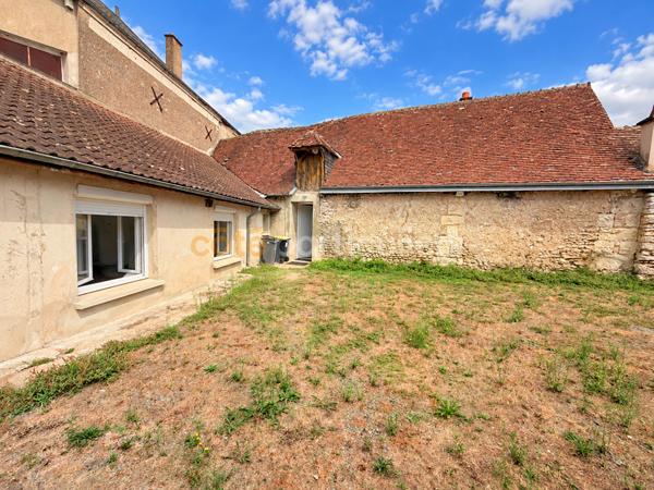 Vente
                Maison70 m² - 3 Pièces -
                    BLERE (37150)