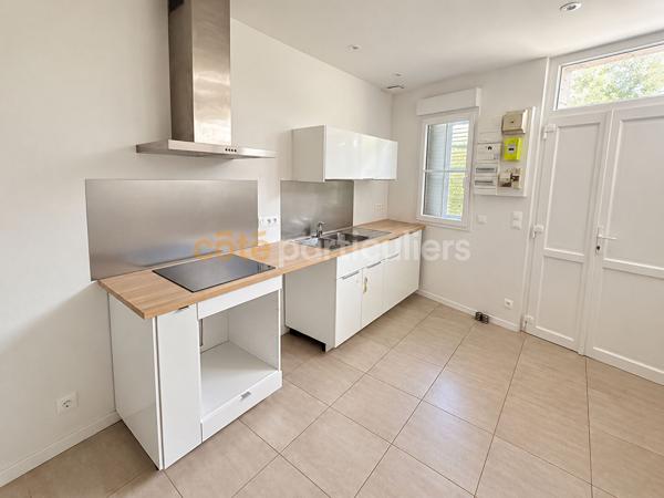 Vente
                Maison70 m² - 3 Pièces -
                    BLERE (37150)