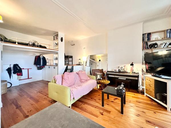 Appartement T1 + mezzanine à Marseille 13005