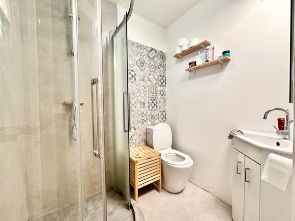 Appartement T1 + mezzanine à Marseille 13005