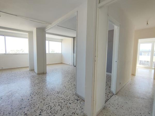Appartement Balaruc Les Bains 4 pièce(s) d'environ 86m2