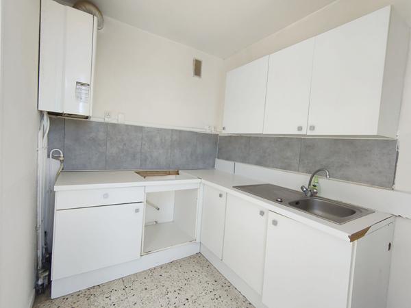 Appartement Balaruc Les Bains 4 pièce(s) d'environ 86m2