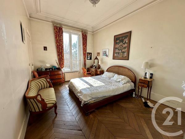 Appartement F5 à vendre  6 pièces - 140 m2 ST MANDE - 94