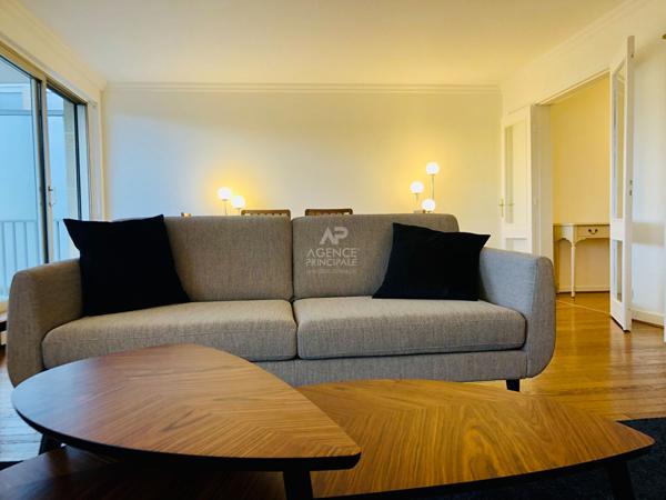 "Versailles Rive Droite" Superbe appartement meublé de 3 pièces de 89 m² avec balcon, cave et parking ! Loyer 2 200 €/mois charges comprises **  - Référence  16261