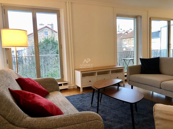 "Versailles Rive Droite" Superbe appartement meublé de 3 pièces de 89 m² avec balcon, cave et parking ! Loyer 2 200 €/mois charges comprises **  - Référence  16261
