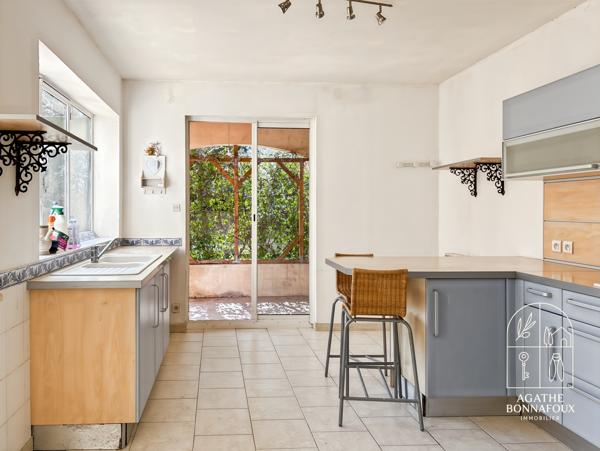 Châteaurenard (13160) Villa 125 m2 sur terrain de 520 m2 proche centre au calme