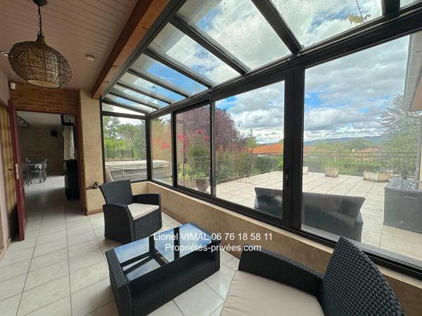 Maison 8 pièces 258 m2 avec piscine sur terrain clos 2600 m2