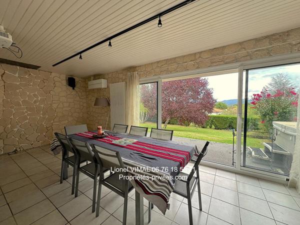 Maison 8 pièces 258 m2 avec piscine sur terrain clos 2600 m2