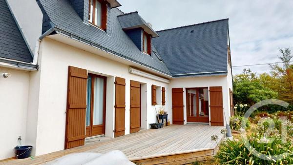 Maison à vendre  7 pièces - 196,69 m 2   LE CROISIC  - 44