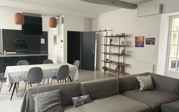 Appartement à vendre    6 pièces •  La Rochelle