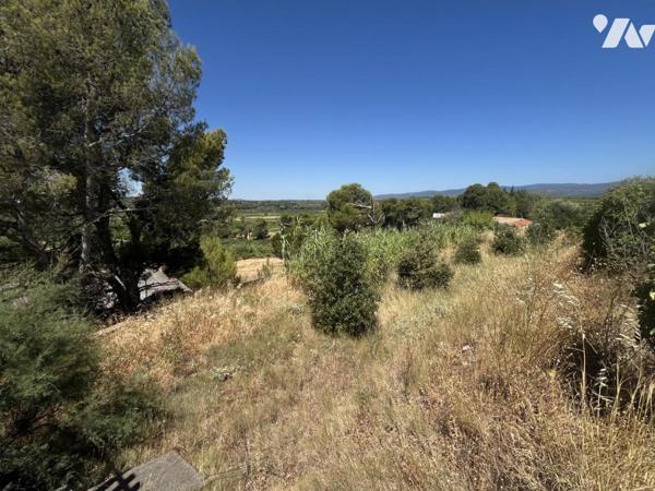 Un terrain à bâtir de 2209m2 à Azille