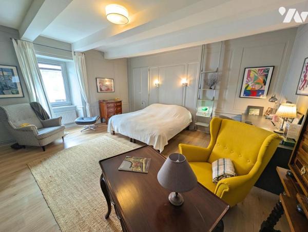 PORT DE PERROS-GUIREC – ENSEMBLE IMMOBILIER DE CARACTÈRE AVEC GARAGE ET JARDINET PAVÉ