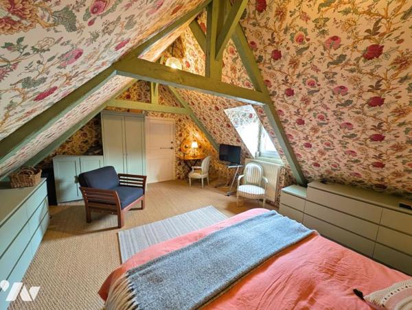 PORT DE PERROS-GUIREC – ENSEMBLE IMMOBILIER DE CARACTÈRE AVEC GARAGE ET JARDINET PAVÉ