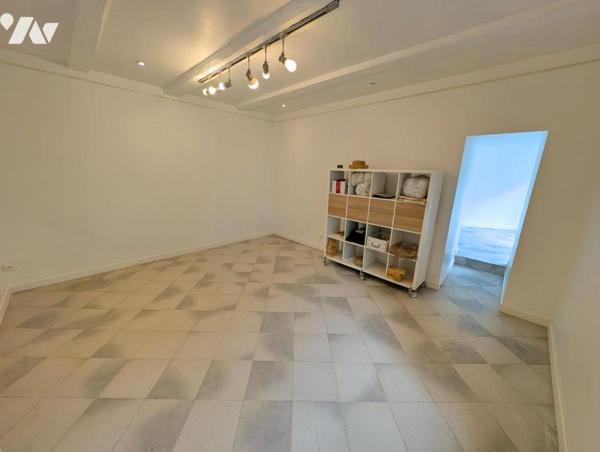 PORT DE PERROS-GUIREC – ENSEMBLE IMMOBILIER DE CARACTÈRE AVEC GARAGE ET JARDINET PAVÉ