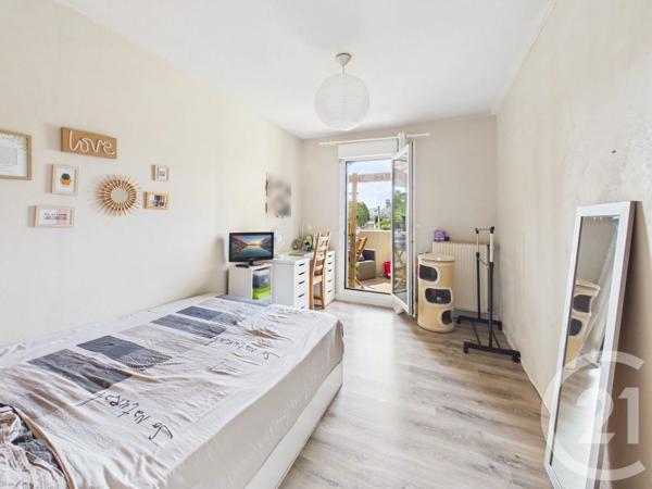 Appartement Duplex à vendre  5 pièces - 103,12 m 2   LA GARDE  - 83