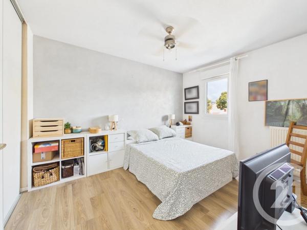 Appartement Duplex à vendre  5 pièces - 103,12 m 2   LA GARDE  - 83