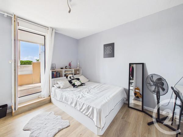 Appartement Duplex à vendre  5 pièces - 103,12 m 2   LA GARDE  - 83