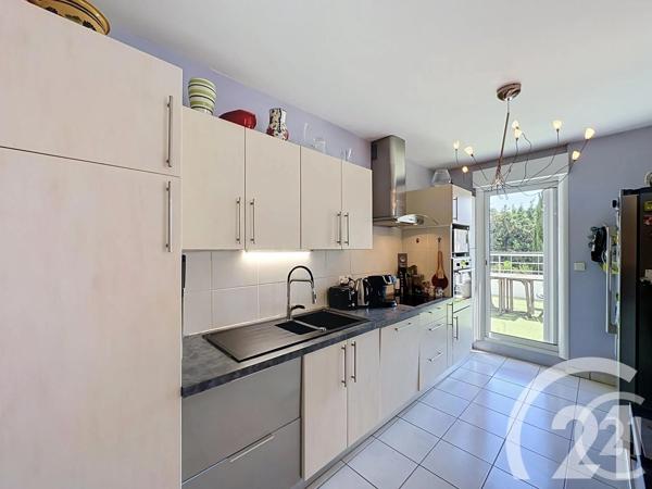 Appartement F4 à vendre  4 pièces - 85,93 m 2   CAVAILLON  - 84