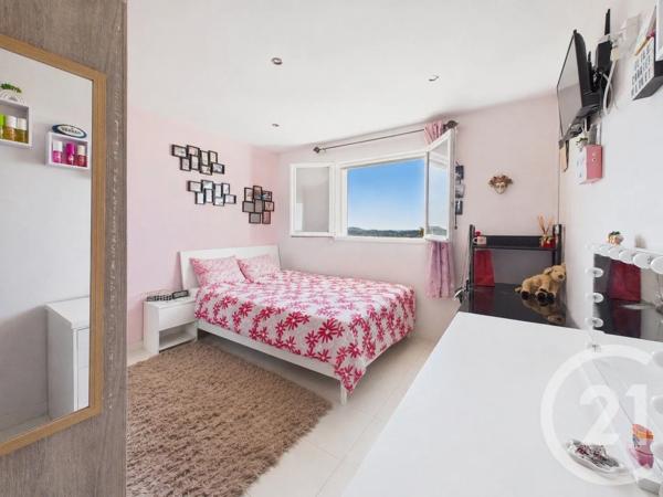 Maison à vendre  6 pièces - 117,45 m 2   TOULON  - 83