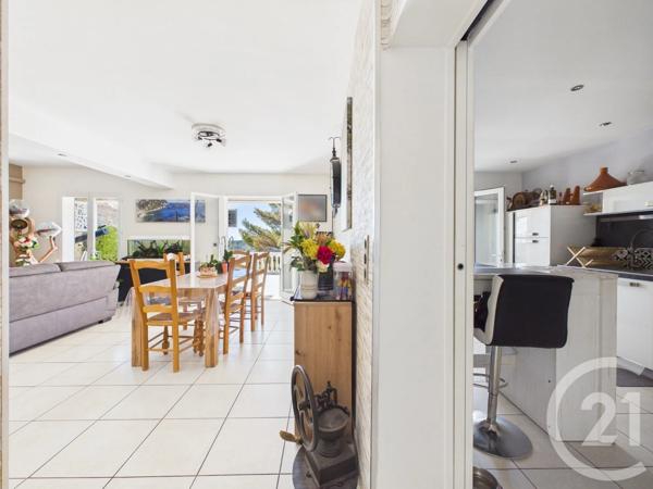 Maison à vendre  6 pièces - 117,45 m 2   TOULON  - 83