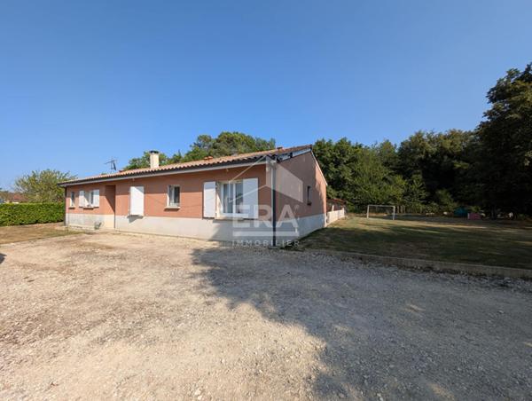 Maison à vendre de plain pied à 2 minutes de Montpon 6 pièces108 m2
