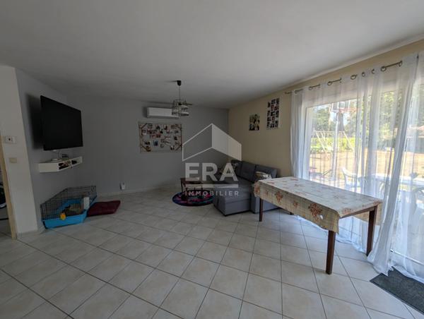 Maison à vendre de plain pied à 2 minutes de Montpon 6 pièces108 m2