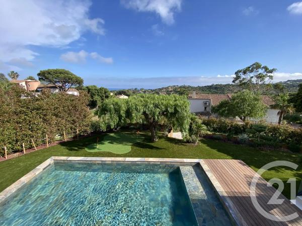 Maison à vendre  7 pièces - 238 m 2   LES ISSAMBRES  - 83