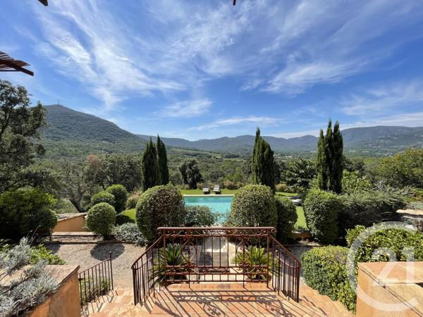 Maison à vendre  7 pièces - 238 m 2   LES ISSAMBRES  - 83