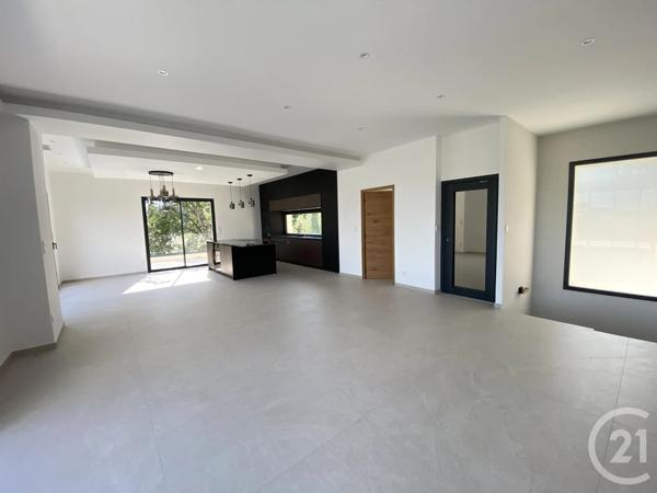 Maison à vendre  7 pièces - 238 m 2   LES ISSAMBRES  - 83