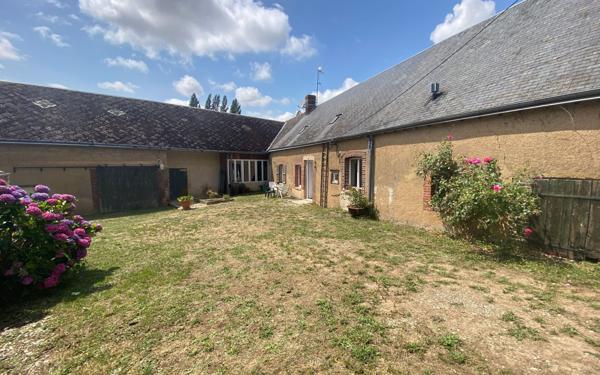 Maison à vendre    3 pièces • 98 m2 Alluyes