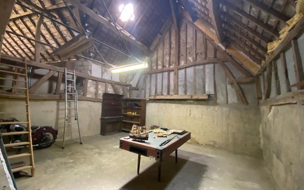 Maison à vendre    3 pièces • 98 m2 Alluyes