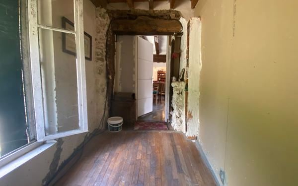 Maison à vendre    3 pièces • 98 m2 Alluyes