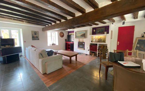 Maison à vendre    3 pièces • 98 m2 Alluyes