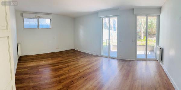 Appartement à vendre à Bordeaux en Gironde (33000), ref : 013/324   
Gambetta