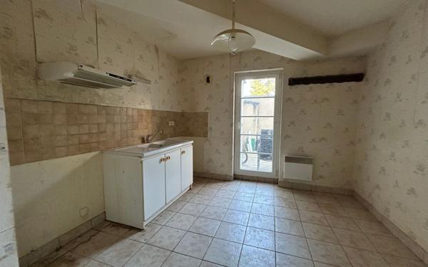 Appartement à vendre    2 pièces • 80,75 m2 Saint-Just-en-Chaussée