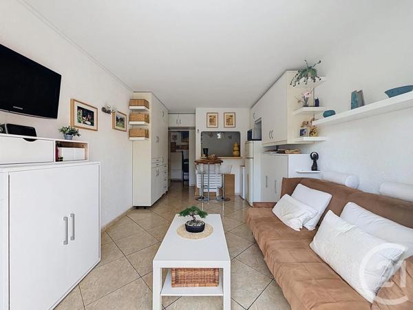 Appartement Studio à vendre  1 pièce - 22,46 m 2   ST RAPHAEL  - 83