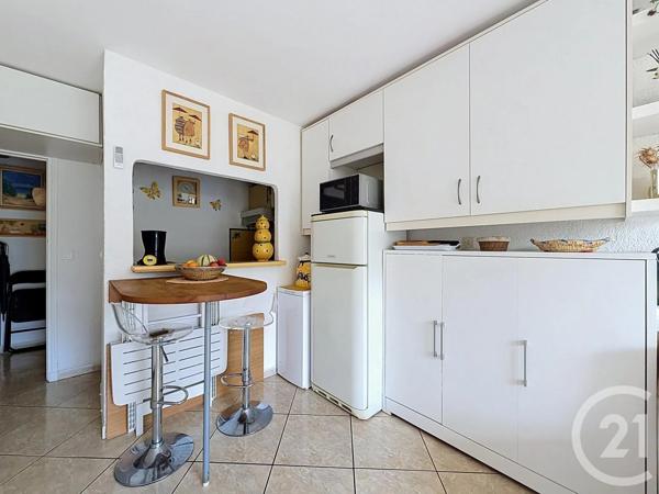 Appartement Studio à vendre  1 pièce - 22,46 m 2   ST RAPHAEL  - 83