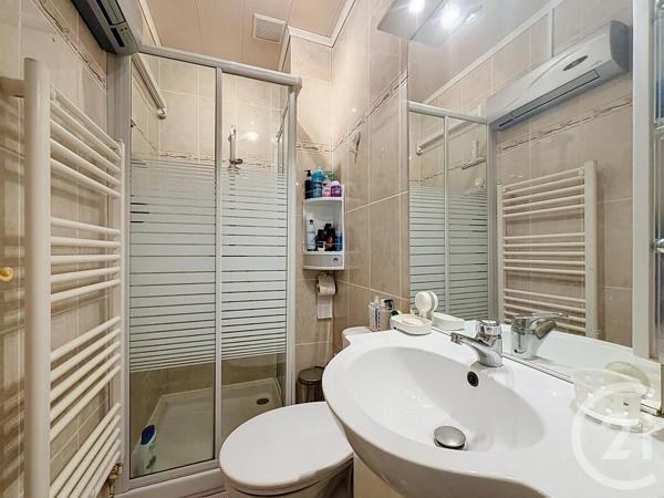Appartement Studio à vendre  1 pièce - 22,46 m 2   ST RAPHAEL  - 83