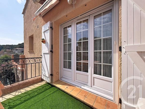 Appartement Studio à vendre  1 pièce - 22,46 m 2   ST RAPHAEL  - 83