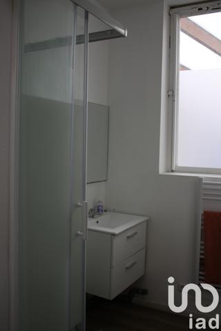 Location appartement 1 pièce 70 m² Villeneuve-d'Ascq