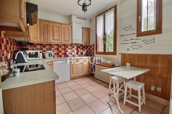 QUARTIER RIVE DROITE - A VENDRE MAISON 7 PIECES AU CALME - JARDIN GARAGE