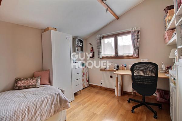 QUARTIER RIVE DROITE - A VENDRE MAISON 7 PIECES AU CALME - JARDIN GARAGE