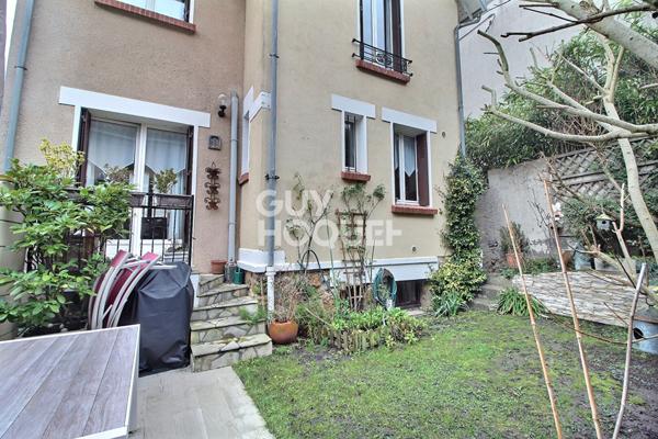 QUARTIER RIVE DROITE - A VENDRE MAISON 7 PIECES AU CALME - JARDIN GARAGE