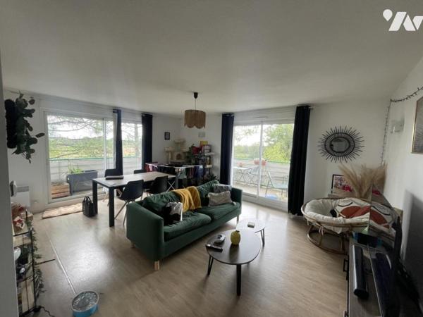 Saint-Avé – Appartement T3 avec grand balcon, garage et stationnement – Environnement naturel