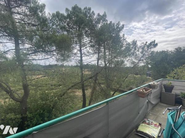 Saint-Avé – Appartement T3 avec grand balcon, garage et stationnement – Environnement naturel