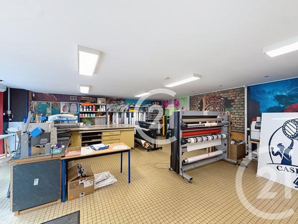 Immeuble à vendre  255,50 m2 JARNAC - 16