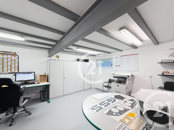 Immeuble à vendre  255,50 m2 JARNAC - 16