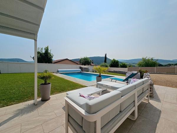 Maison plain pied au calme avec vue